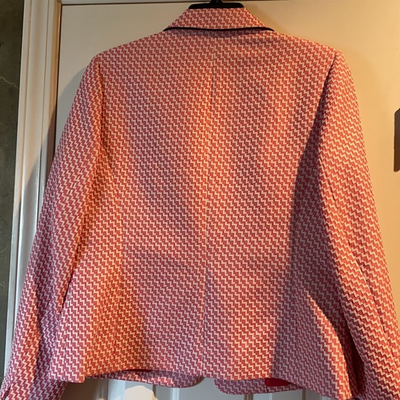 Jacket - Picture 3 of 5